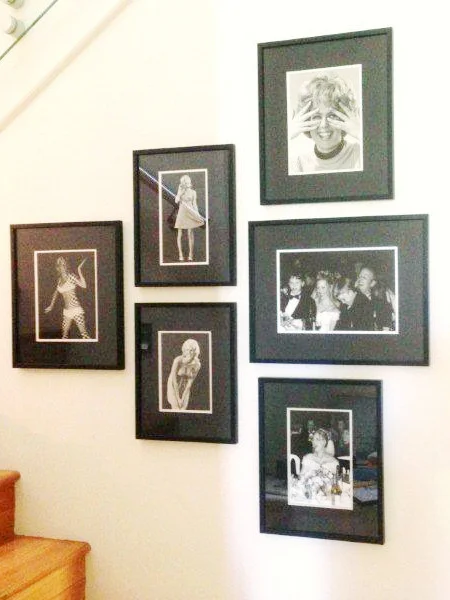 black-and-white-picture-wall